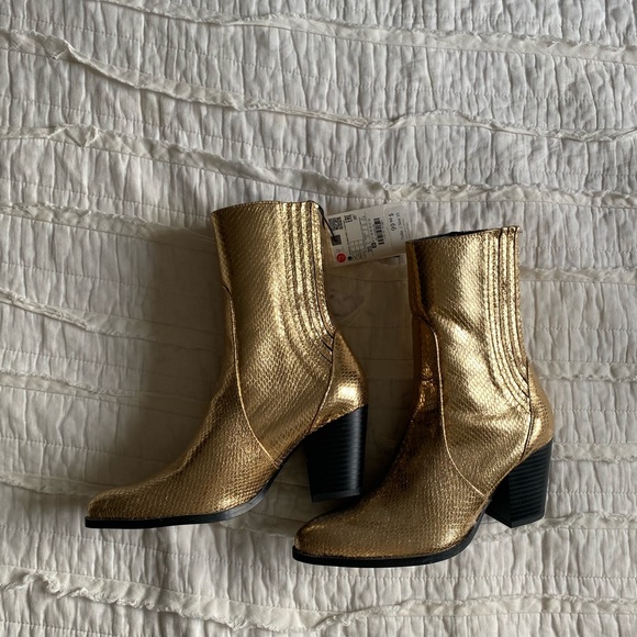 ZARA Gold Boots - Picture 4 of 12